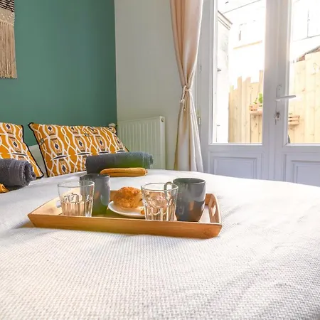 Le Chanzy-terrasse Privative شقة